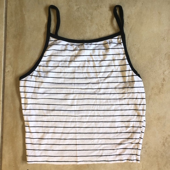 TILLYS CROPPED TANK TOP - Picture 1 of 1